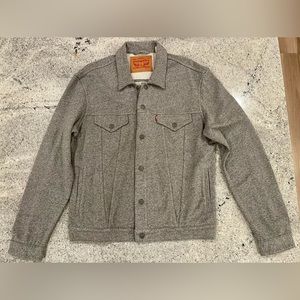 Levi’s Fleece Trucker